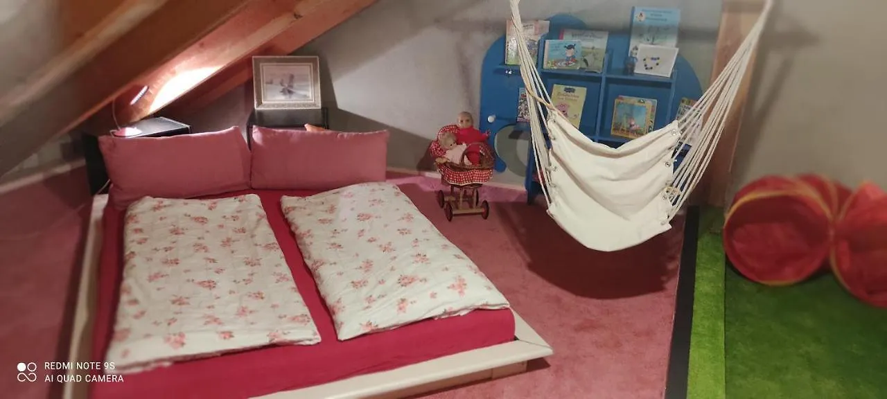Guest house Durchreisestop Mit Kinder Am Aussergewohnlichen Spitzboden Mit Autobetten Und Bad ,Kuche Im Souterain Deining Germany