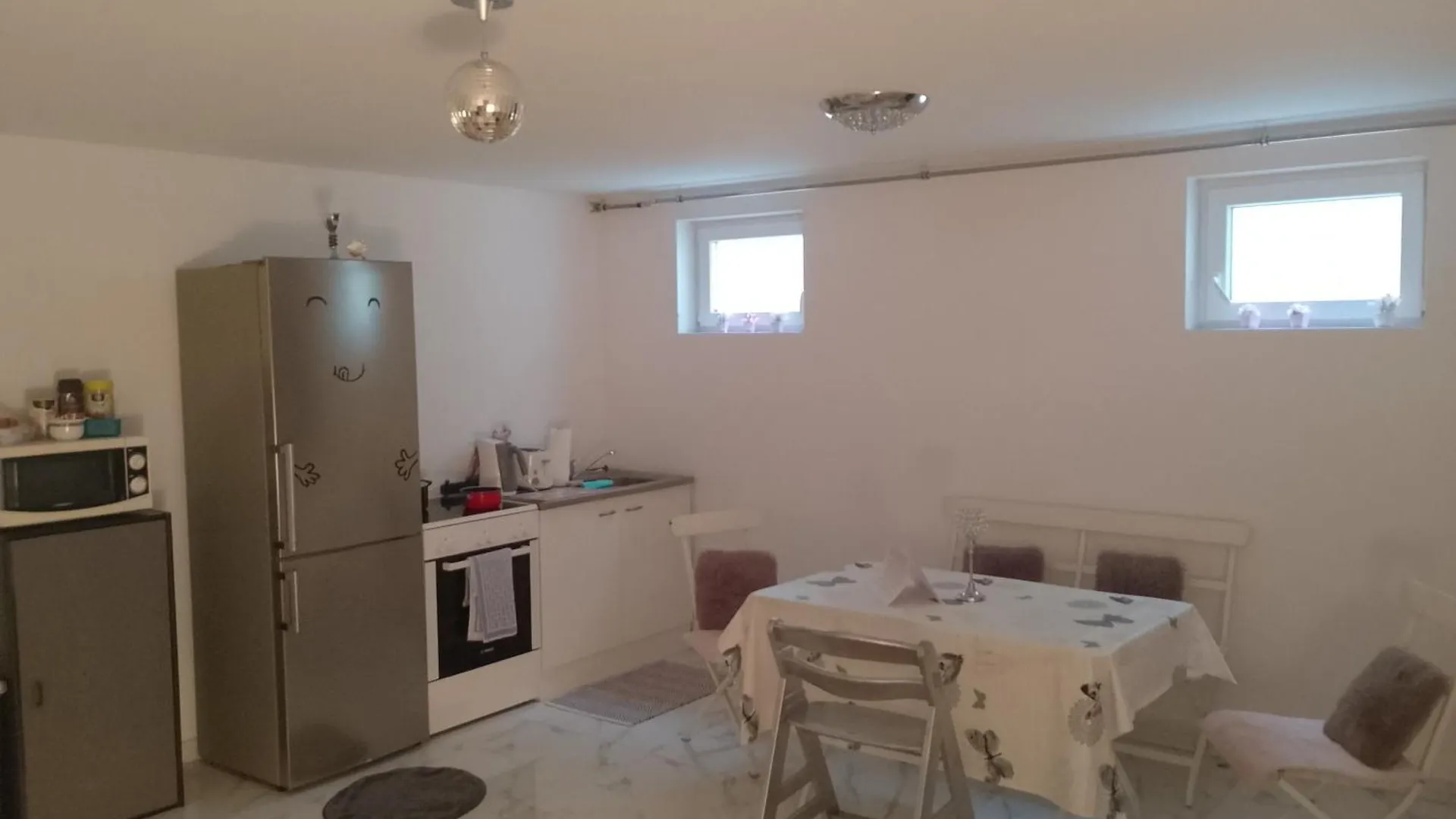 Guest house Durchreisestop Mit Kinder Am Aussergewohnlichen Spitzboden Mit Autobetten Und Bad ,Kuche Im Souterain Deining